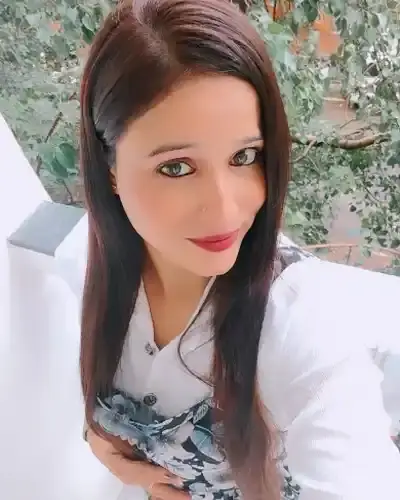 Call Girls in Himayatnagar