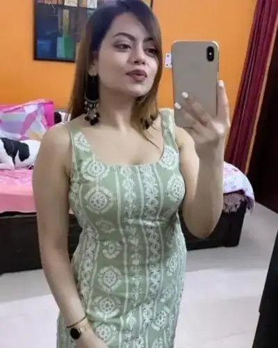 Call Girl in Himayatnagar